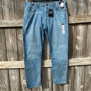 Lee Jeans Men Blue Denim Extreme Motion Slim Fit Straight Leg Size 38 x 32 NWT